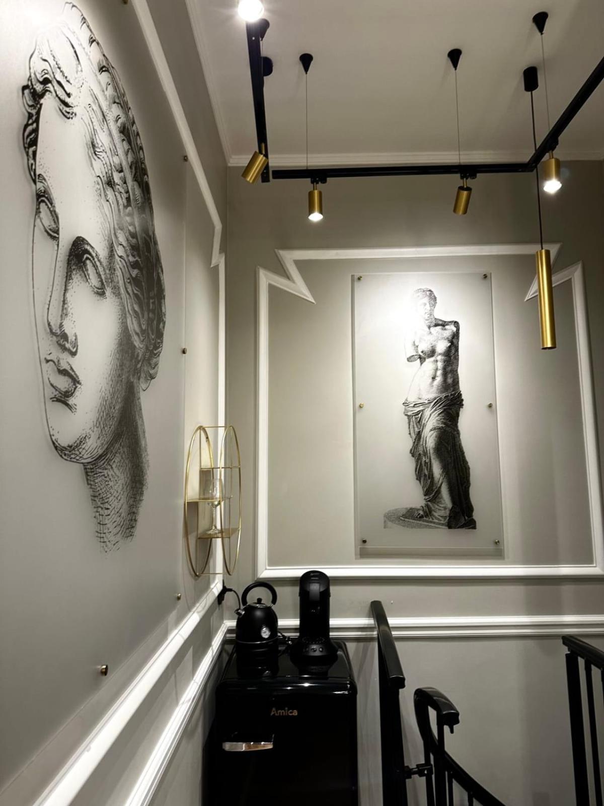 Cocon Parisien - Face A Louboutin - Chez Nicolas エクステリア 写真